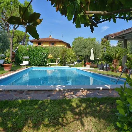 Casa Maria App Maria Mit Pool In Manerba Gardasee アパート